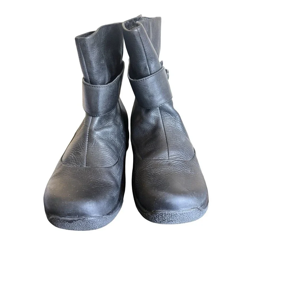 Dansko  Black Leather Ankle Boots Buckle SZ 38 Moto Chunky Comfort Shoes